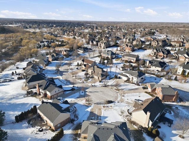 14237 Ashford Court, Orland Park, IL 60467