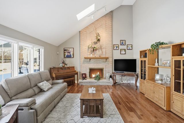 14237 Ashford Court, Orland Park, IL 60467