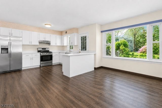 1168 LAKE AVENUE 6, Clark Twp., NJ 07066