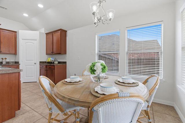 207 Old Spanish Trail, Waxahachie, TX 75167