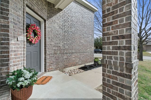 207 Old Spanish Trail, Waxahachie, TX 75167