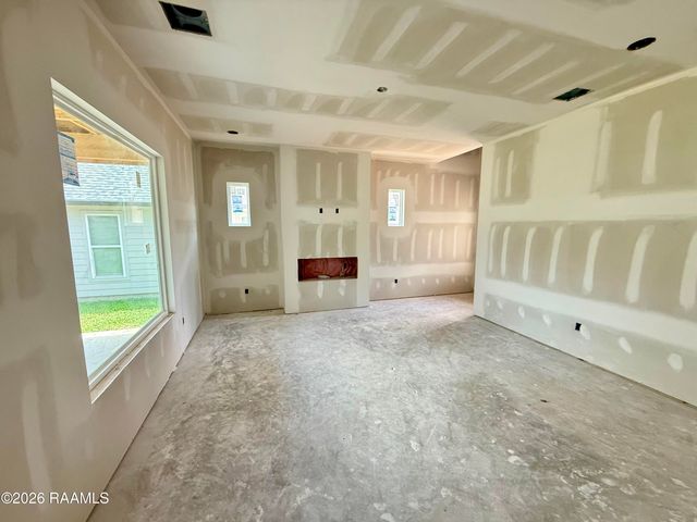 109 Berchman Oaks Drive, Lafayette, LA 70506