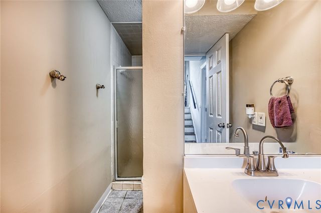 214 Buffalo Rd, Richmond, VA 23223