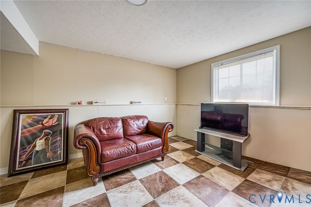 214 Buffalo Rd, Richmond, VA 23223