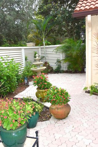 11 N Ironwood Way Way N, Palm Beach Gardens, FL 33418