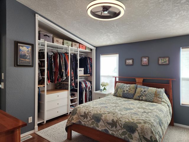 198 Flamingo Drive, Eagle Point, OR 97524