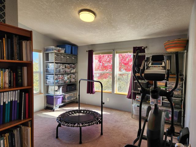 198 Flamingo Drive, Eagle Point, OR 97524