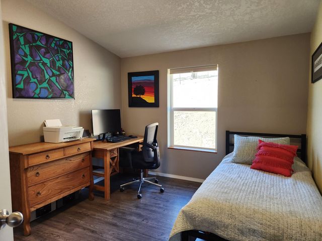 198 Flamingo Drive, Eagle Point, OR 97524