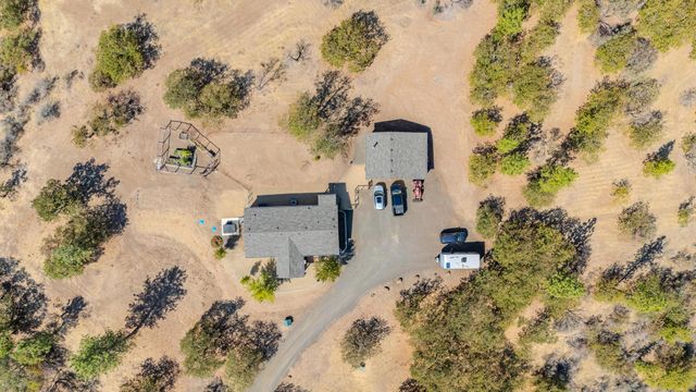 198 Flamingo Drive, Eagle Point, OR 97524