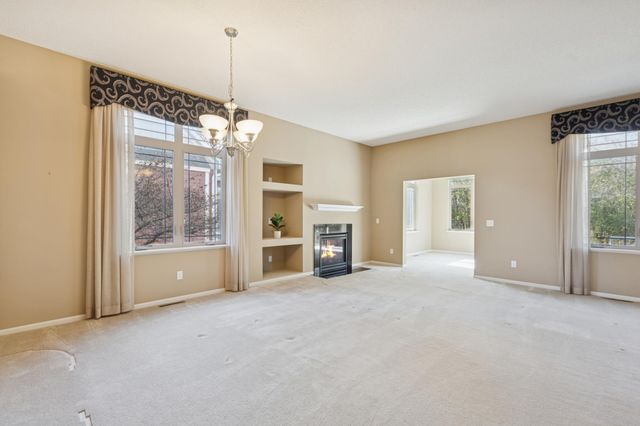 6736 99th Avenue N, Brooklyn Park, MN 55445