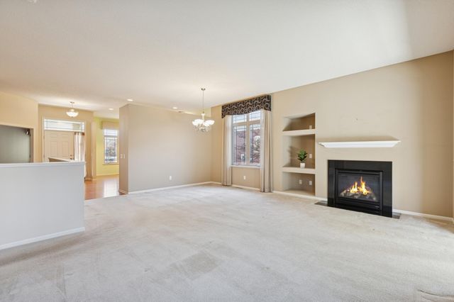 6736 99th Avenue N, Brooklyn Park, MN 55445