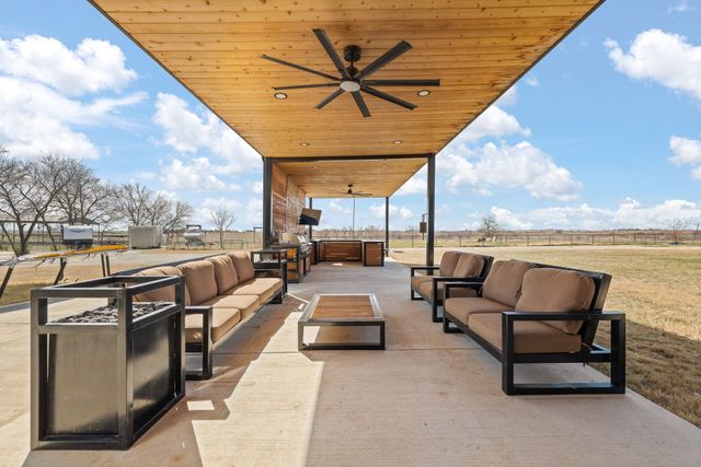 6427 County Road 1126b, Godley, TX 76044