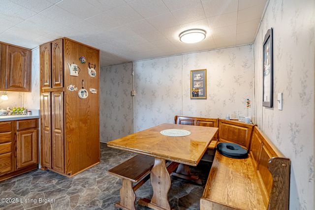 481 Yorkshire Blvd, Shepherdsville, KY 40165