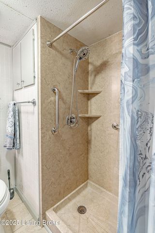 481 Yorkshire Blvd, Shepherdsville, KY 40165