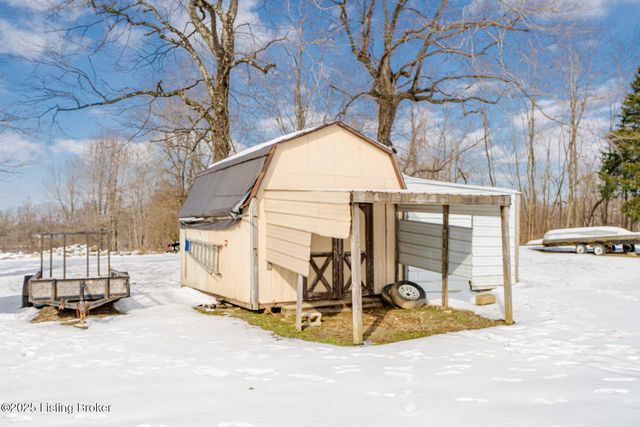 481 Yorkshire Blvd, Shepherdsville, KY 40165