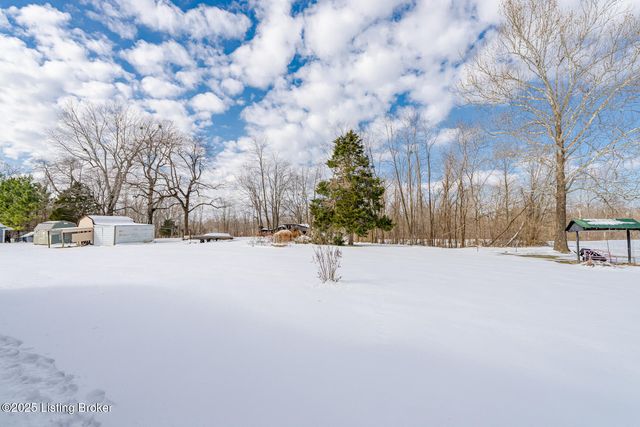 481 Yorkshire Blvd, Shepherdsville, KY 40165