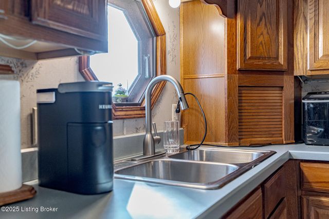 481 Yorkshire Blvd, Shepherdsville, KY 40165