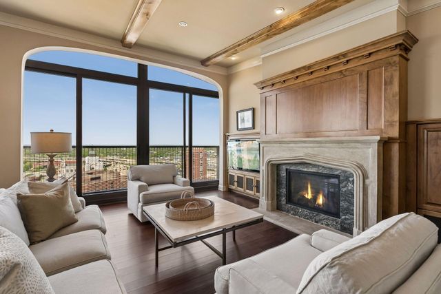 1201 Yale Place 2303, Minneapolis, MN 55403
