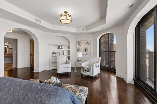 1201 Yale Place 2303, Minneapolis, MN 55403