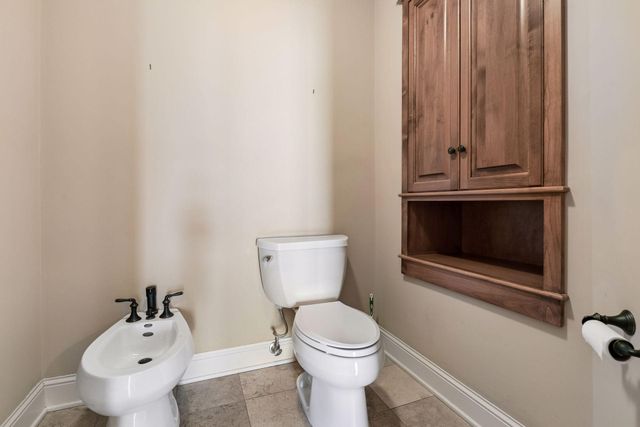 1201 Yale Place 2303, Minneapolis, MN 55403
