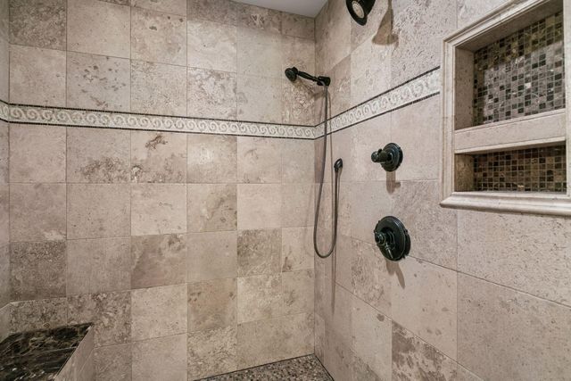 1201 Yale Place 2303, Minneapolis, MN 55403