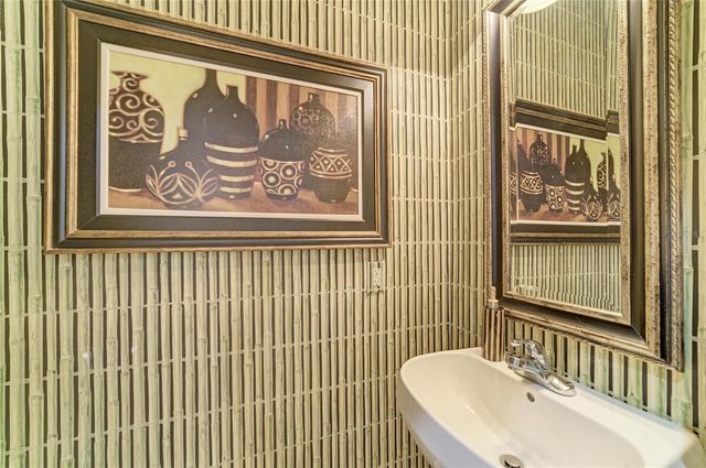 8432 MIRAMAR WAY, Lakewood Ranch, FL 34202