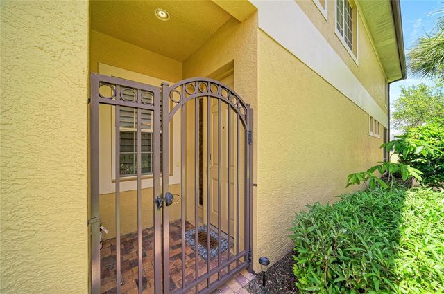 8432 MIRAMAR WAY, Lakewood Ranch, FL 34202