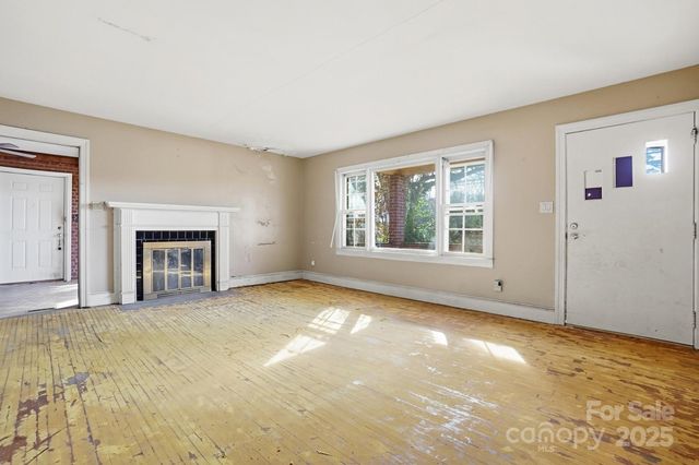 4928 Twin Drive, Charlotte, NC 28269