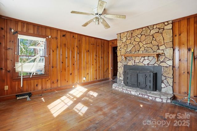 4928 Twin Drive, Charlotte, NC 28269