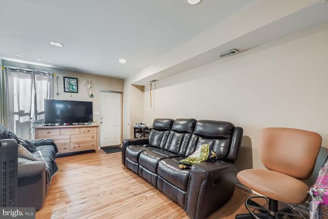 329 S GILMOR ST, Baltimore, MD 21223