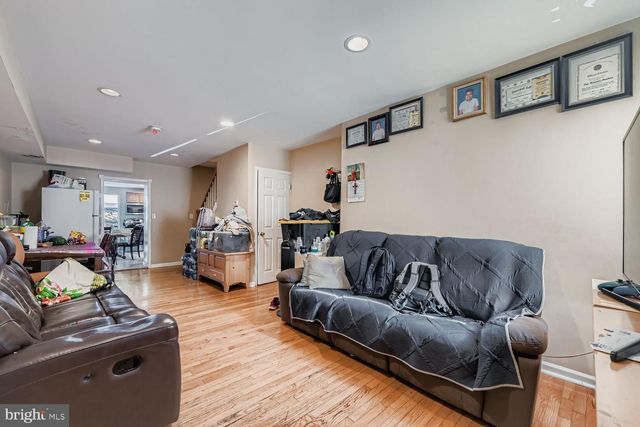 329 S GILMOR ST, Baltimore, MD 21223