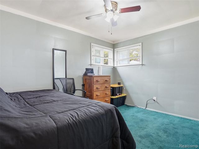 2112 Reo Avenue, Lincoln Park, MI 48146