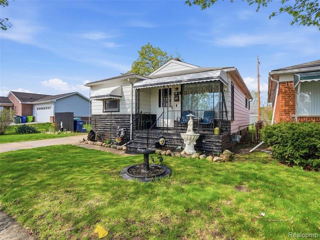 2112 Reo Avenue, Lincoln Park, MI 48146