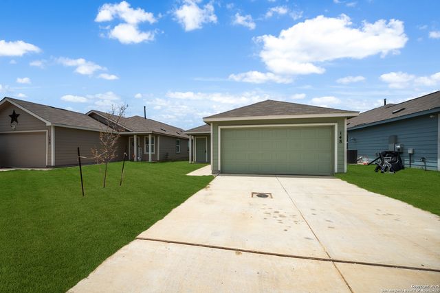 148 Cowboy, Pleasanton, TX 78064
