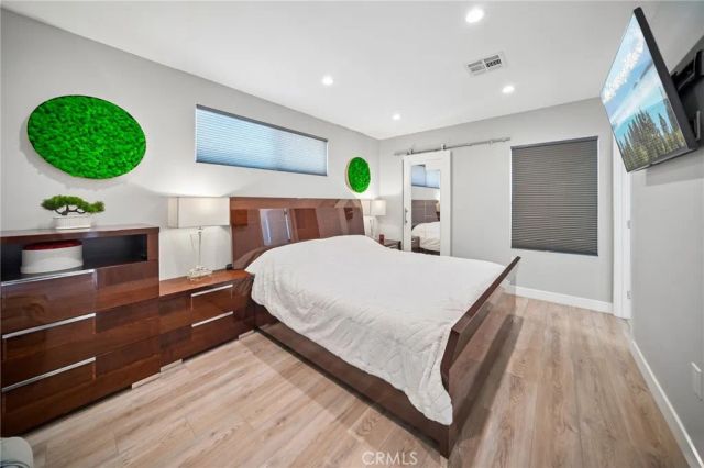 8434 Oakdale Avenue, Winnetka, CA 91306