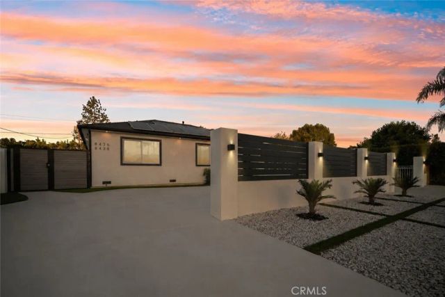 8434 Oakdale Avenue, Winnetka, CA 91306