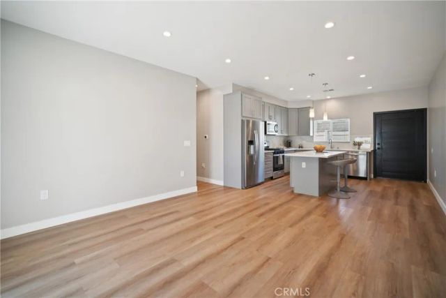 8434 Oakdale Avenue, Winnetka, CA 91306