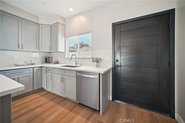 8434 Oakdale Avenue, Winnetka, CA 91306