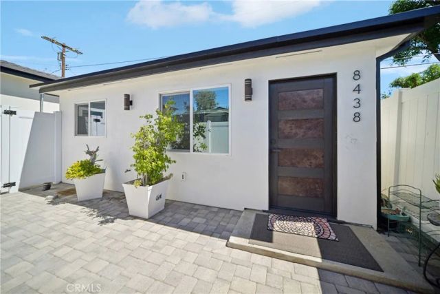 8434 Oakdale Avenue, Winnetka, CA 91306