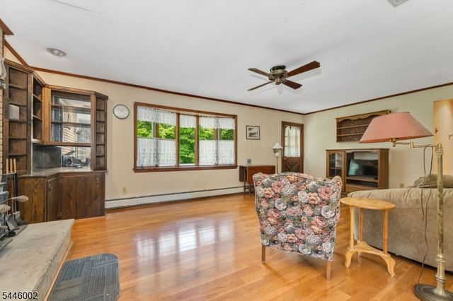 31 Pulaski Rd, Readington Twp., NJ 08889