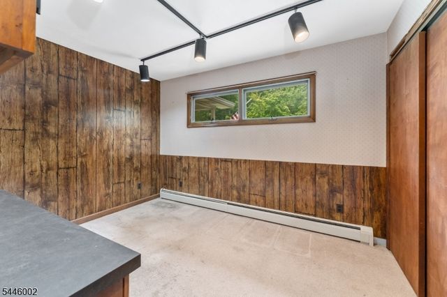 31 Pulaski Rd, Readington Twp., NJ 08889