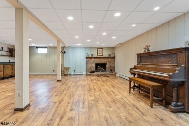 31 Pulaski Rd, Readington Twp., NJ 08889