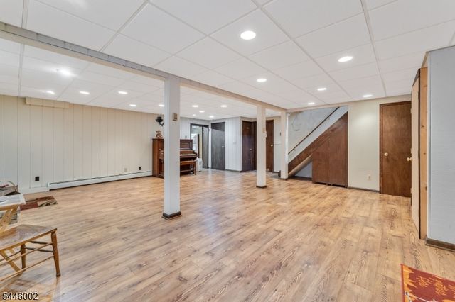 31 Pulaski Rd, Readington Twp., NJ 08889