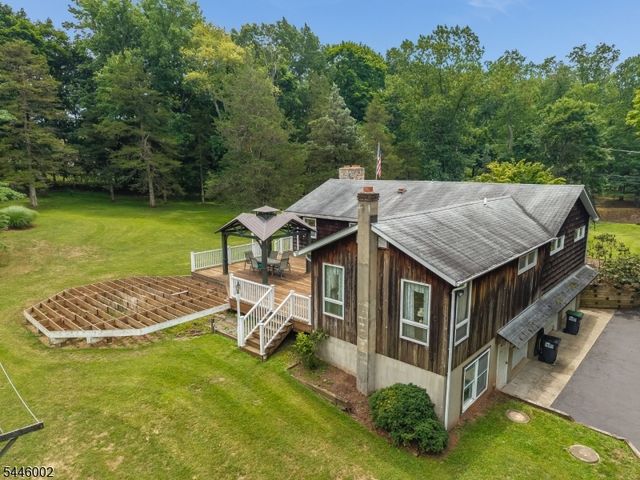 31 Pulaski Rd, Readington Twp., NJ 08889