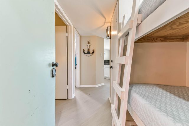9520 Seawall Boulevard 122, Galveston, TX 77554