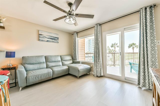 9520 Seawall Boulevard 122, Galveston, TX 77554