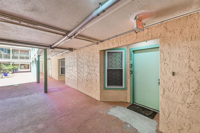 9520 Seawall Boulevard 122, Galveston, TX 77554