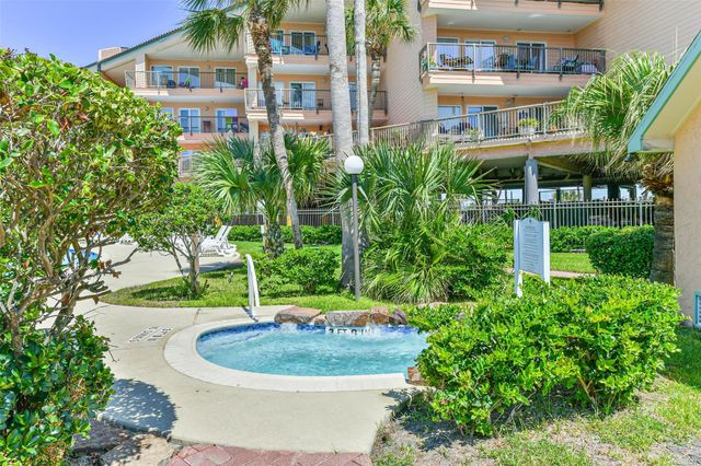 9520 Seawall Boulevard 122, Galveston, TX 77554