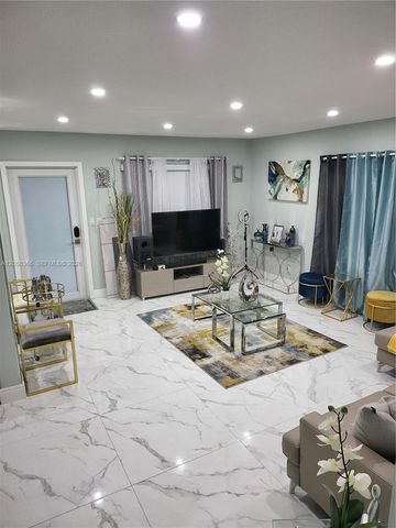 1747 Rodman Street 110, Hollywood, FL 33020