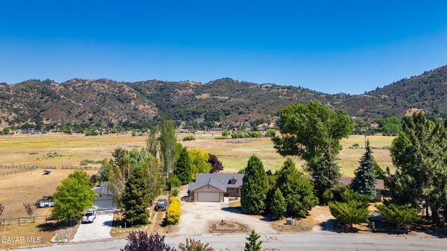 29960 Caddy Lane, Tehachapi, CA 93561